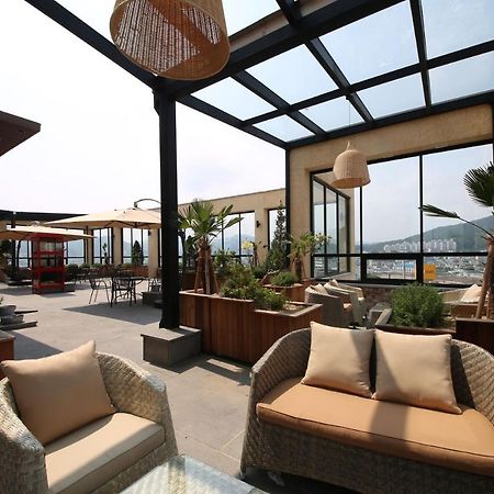 Hotel Raum سون تشون المظهر الخارجي الصورة