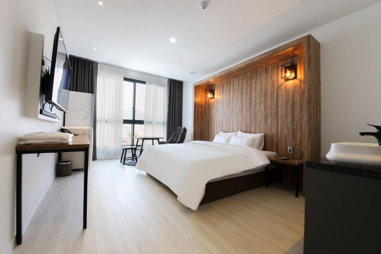 Hotel Raum سون تشون المظهر الخارجي الصورة