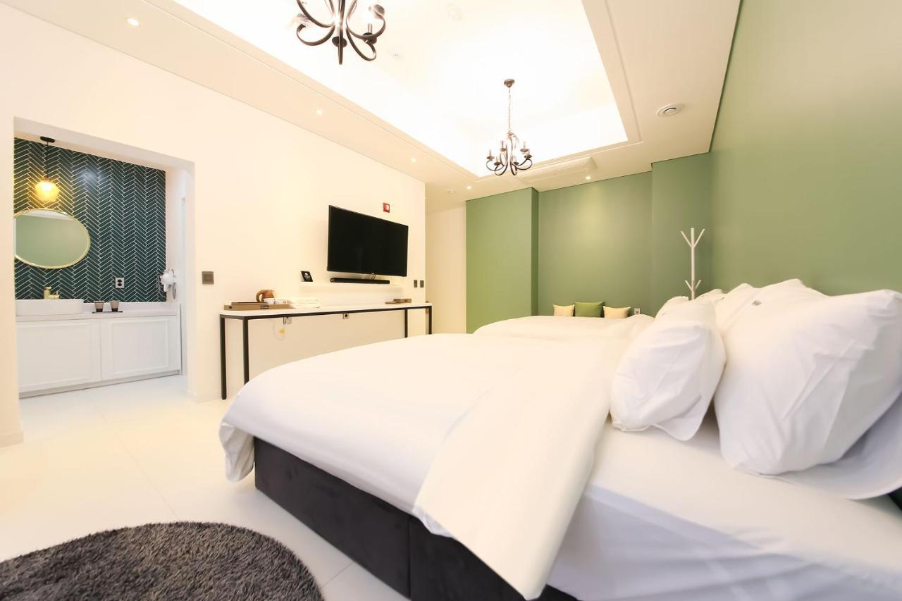 Hotel Raum سون تشون المظهر الخارجي الصورة